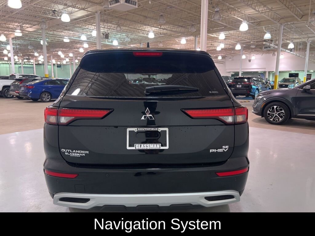 New 2025 Mitsubishi Outlander SE image 4
