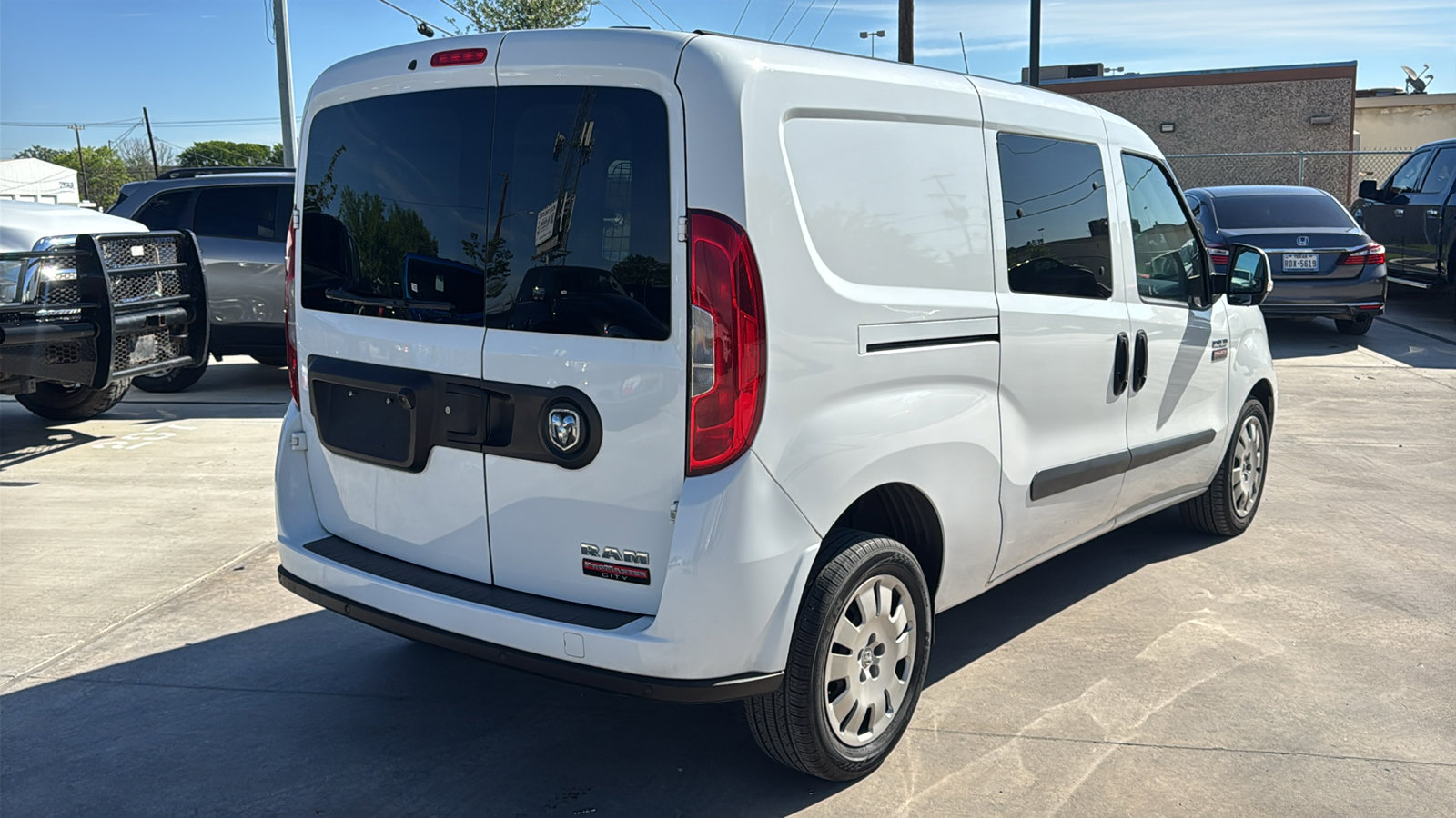 Used 2021 RAM ProMaster City Tradesman SLT w/ Window Group 05 FWD image 5