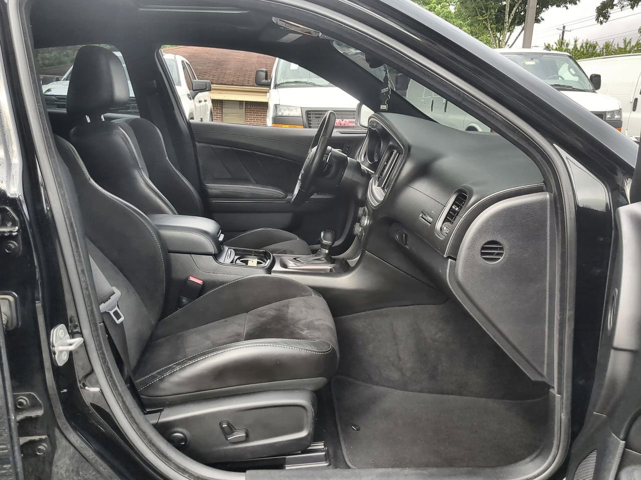 Used 2022 Dodge Charger GT w/ Plus Group RWD image 27