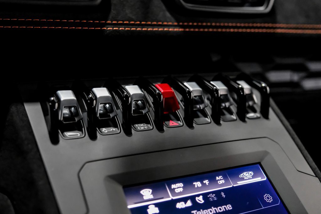 Used 2024 Lamborghini Huracan STO image 21