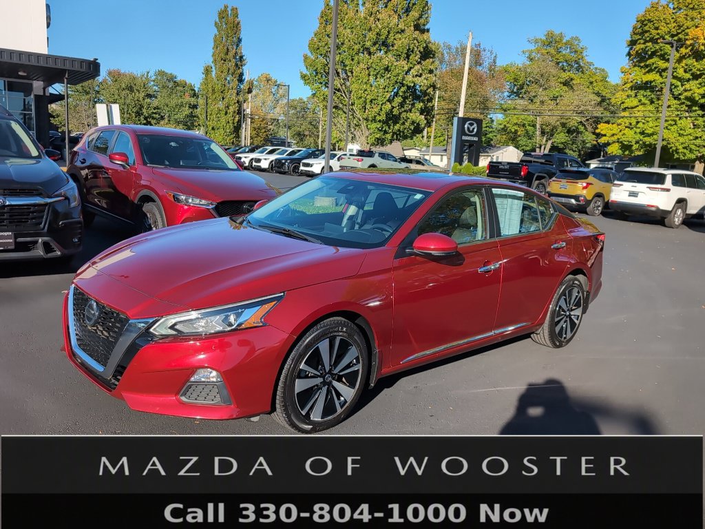 Used 2021 Nissan Altima 2.5 SV w/ SV Premium Package