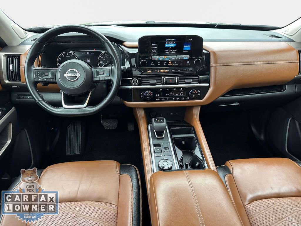Used 2023 Nissan Pathfinder Platinum w/ Black Appearance Package AWD/4WD image 17