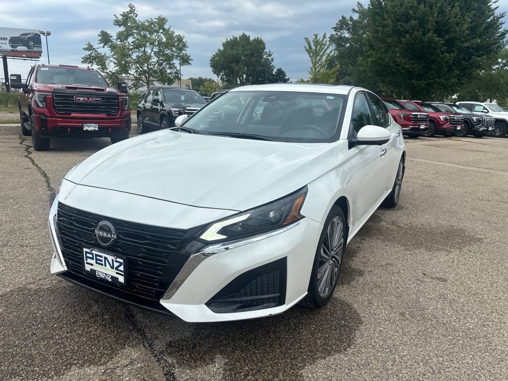 Used 2024 Nissan Altima 2.5 SL AWD/4WD video 1