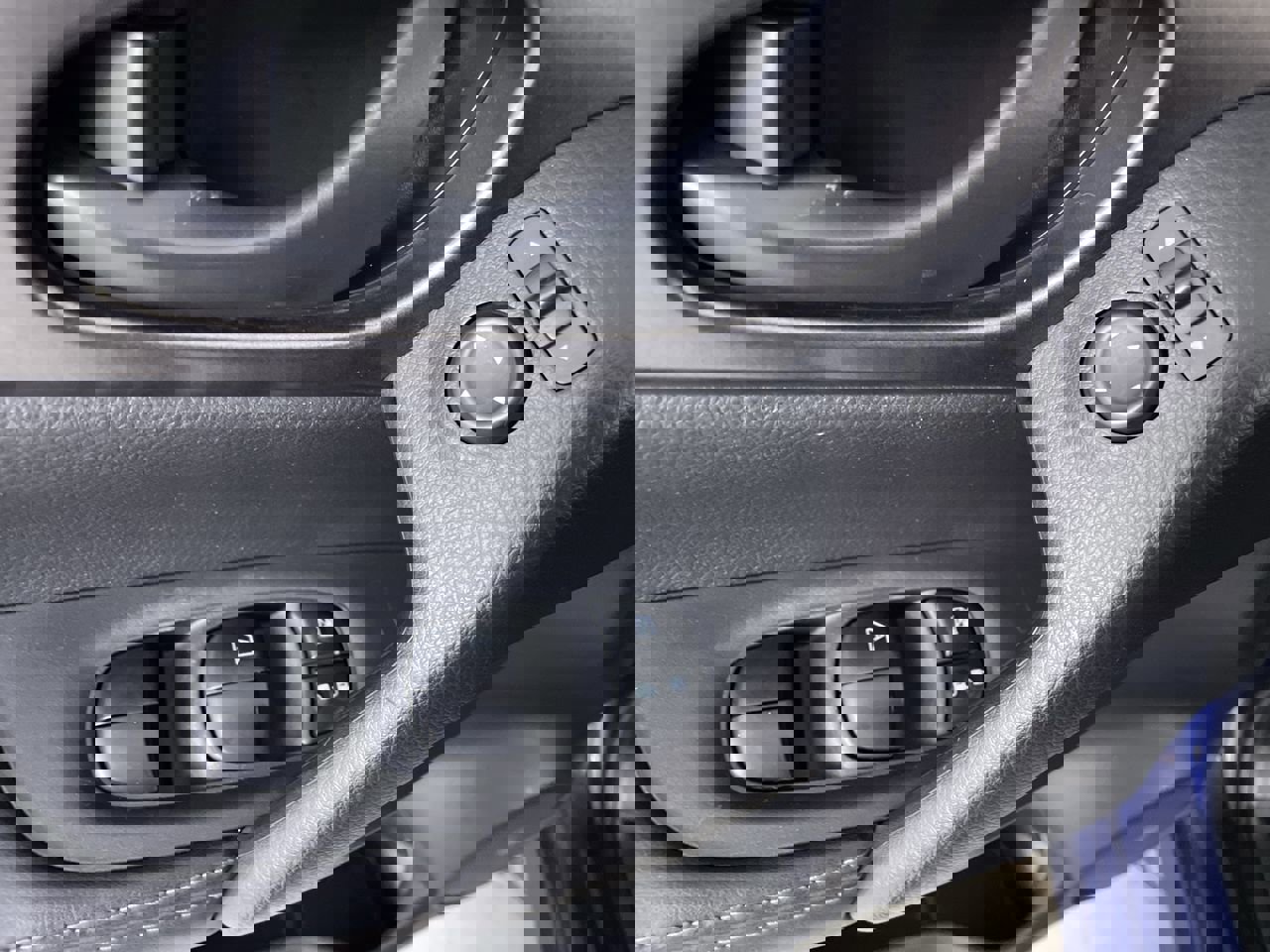 Used 2019 Nissan Rogue Sport S image 11