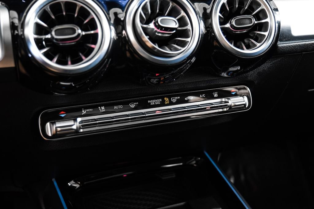 Used 2024 Mercedes-Benz EQB 250+ w/ Winter Package image 23