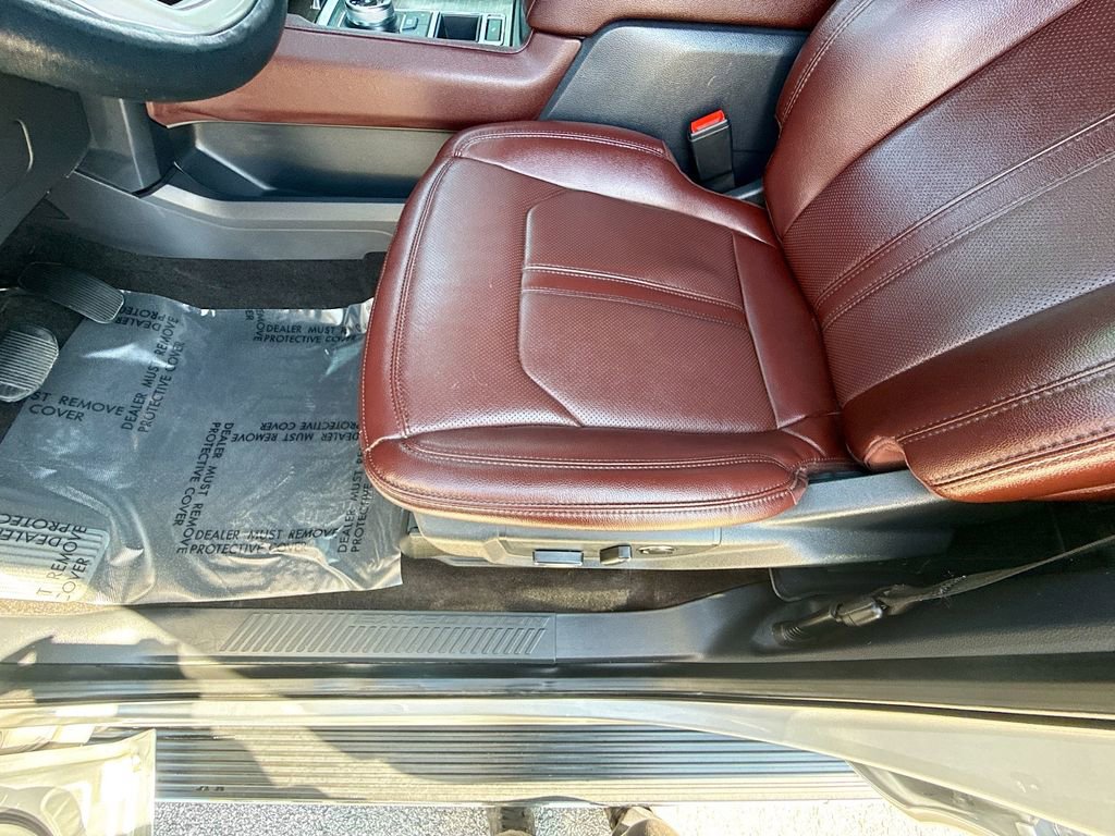 Used 2022 Ford Expedition Limited image 20