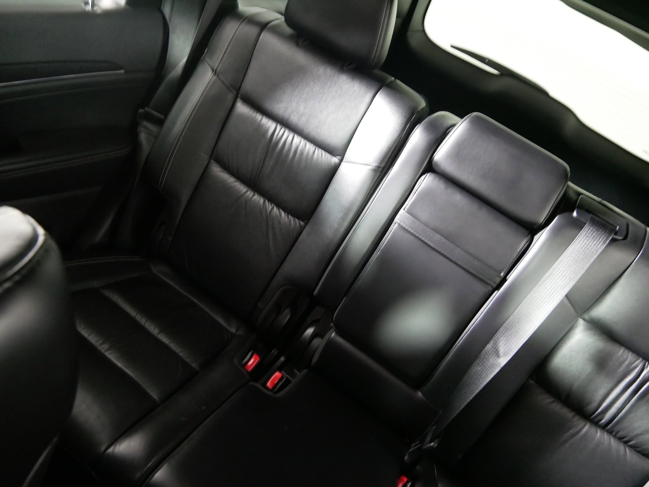 Used 2014 Jeep Grand Cherokee Limited image 12