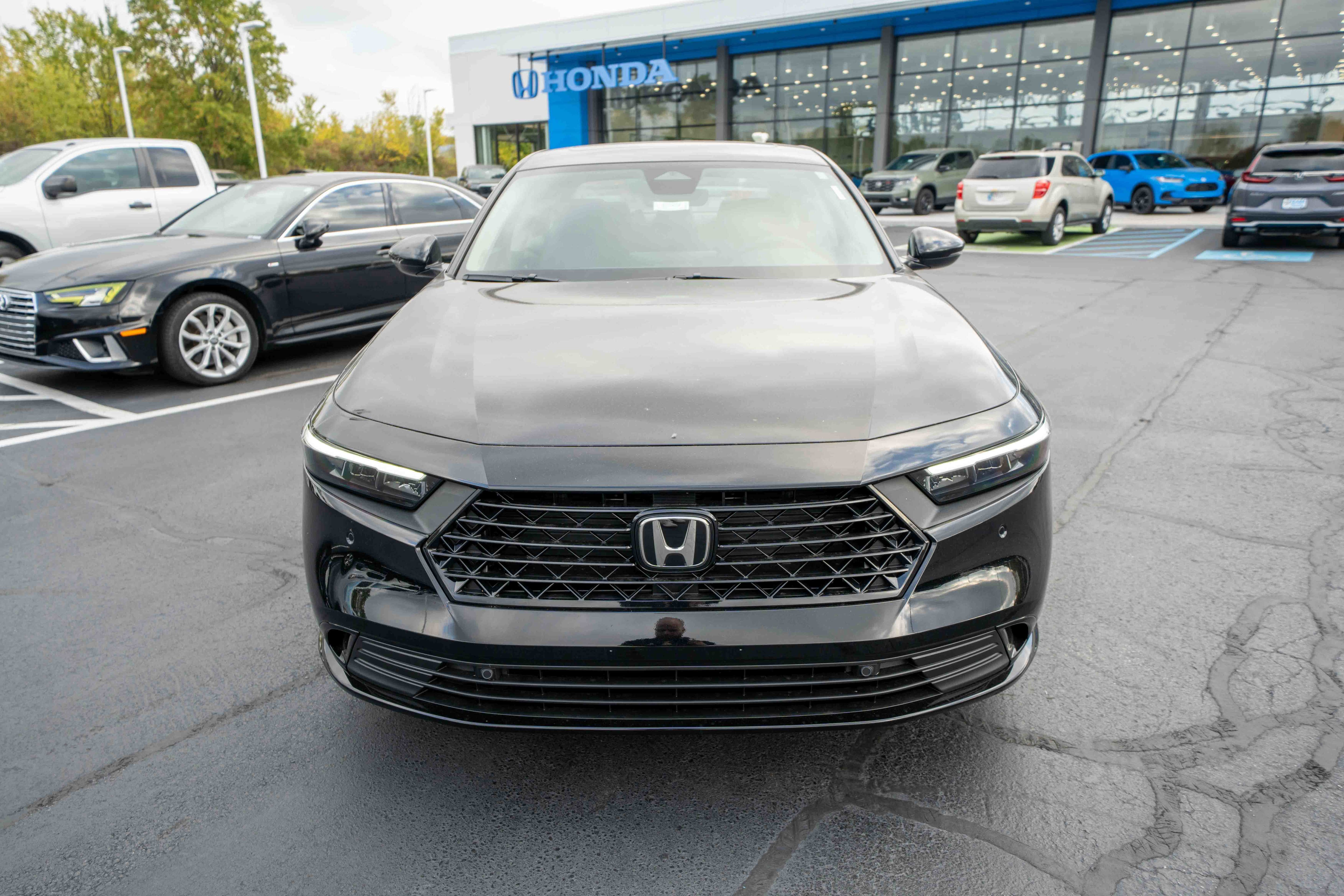 New 2025 Honda Accord EX-L image 2