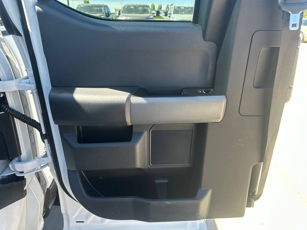 Used 2023 Ford F350 Lariat w/ Sport Appearance Package AWD/4WD image 25
