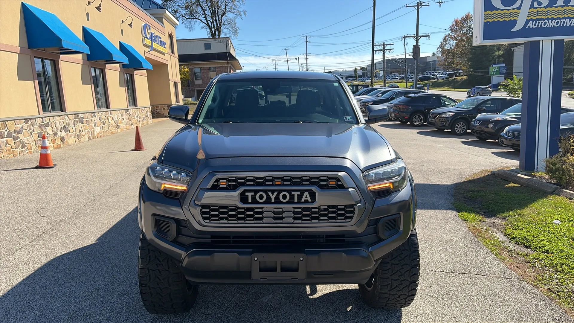 Used 2021 Toyota Tacoma SR5 image 21