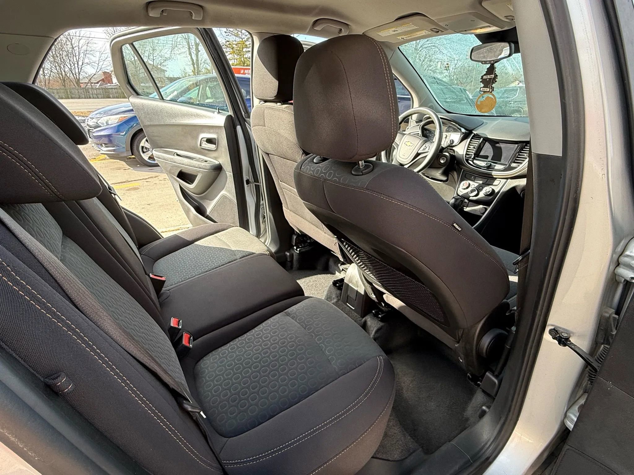 Used 2020 Chevrolet Trax LS image 11