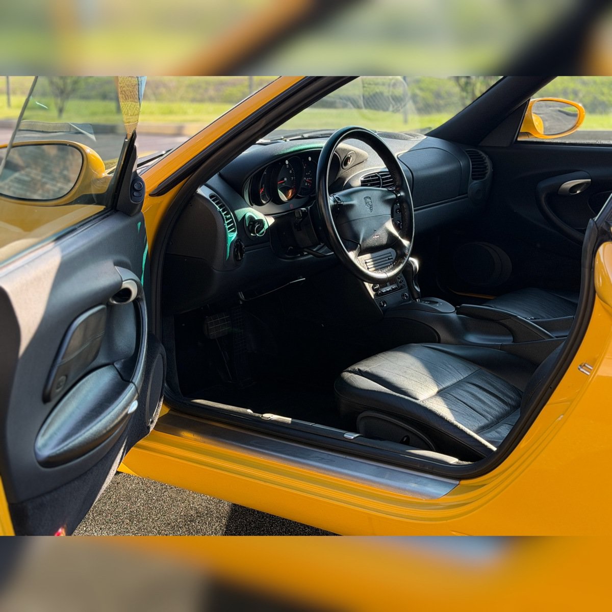 Used 1999 Porsche 911 Cabriolet image 6