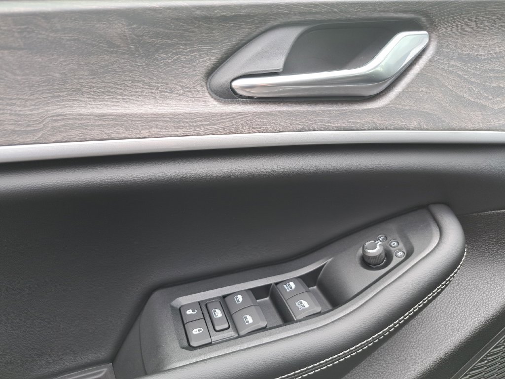 New 2026 Jeep Grand Cherokee Altitude AWD/4WD image 26