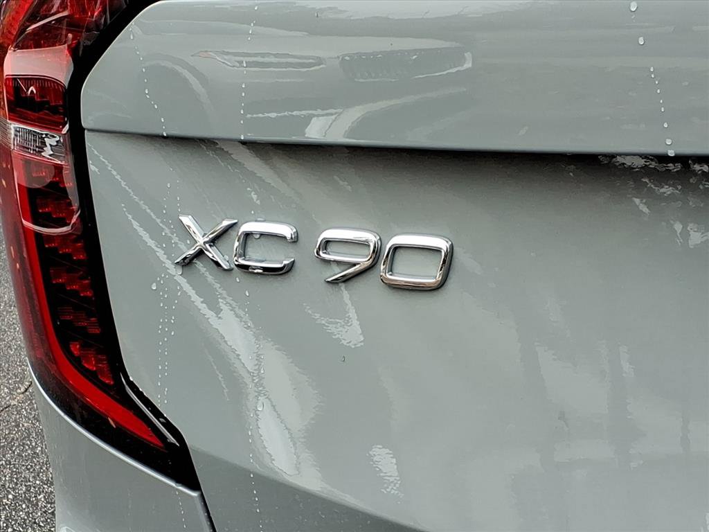 New 2026 Volvo XC90 B6 Plus w/ Protection Package Premier AWD/4WD image 5