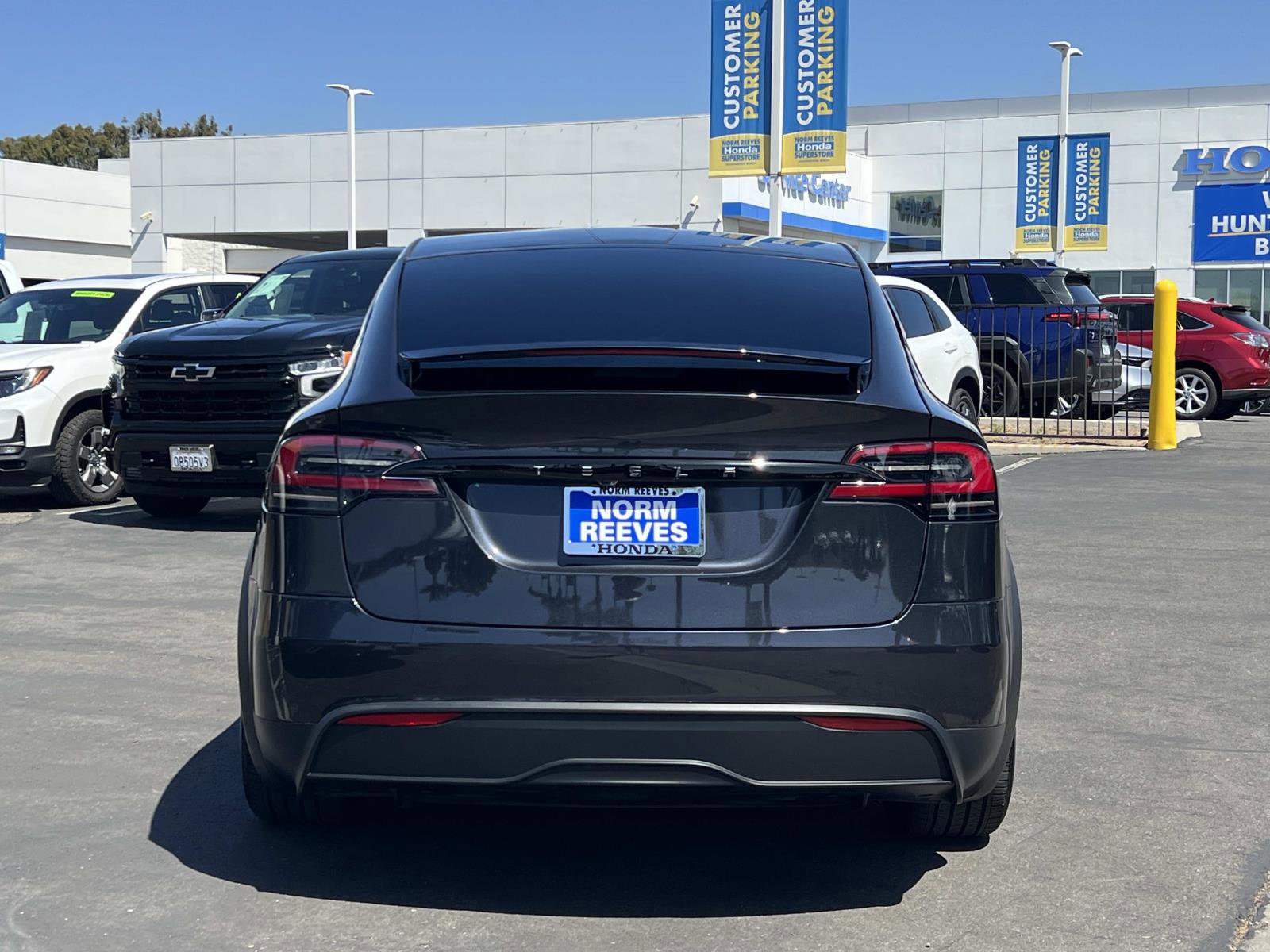 Used 2024 Tesla Model X AWD/4WD image 25
