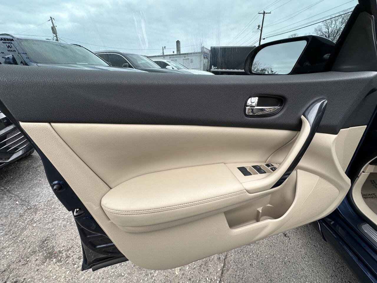 Used 2012 Nissan Maxima 3.5 SV image 10