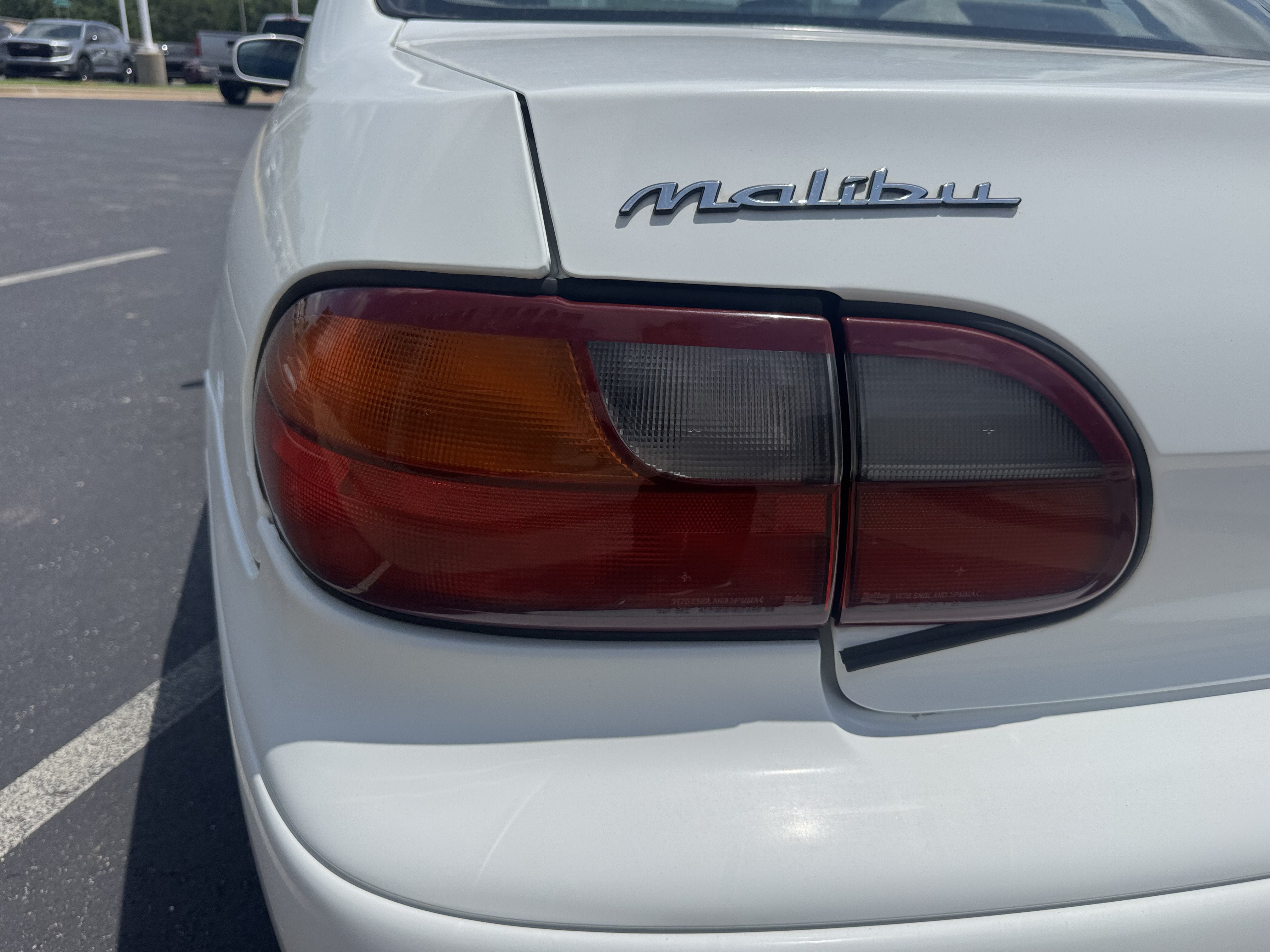 Used 1999 Chevrolet Malibu w/ Preferred Equipment Group 1 FWD image 6