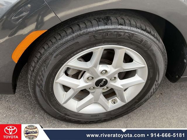 Used 2023 Kia Soul LX w/ LX Technology Package image 10