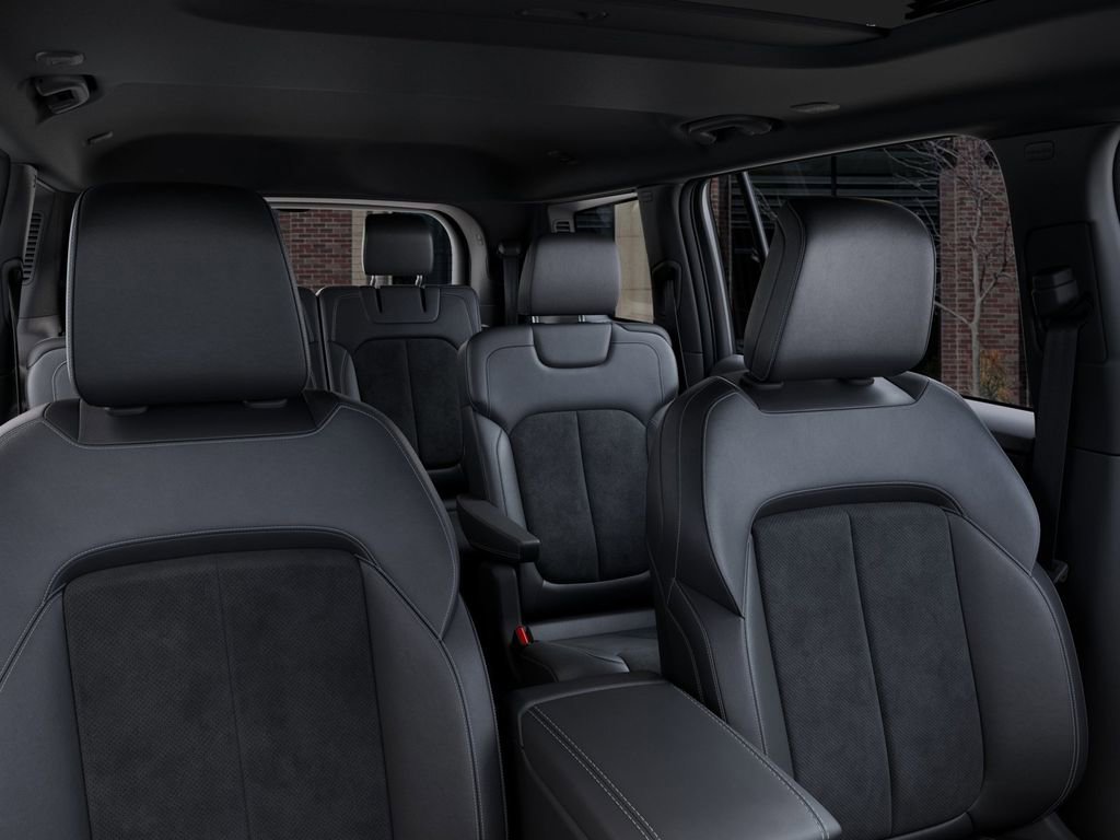 New 2025 Jeep Grand Cherokee L Altitude image 26