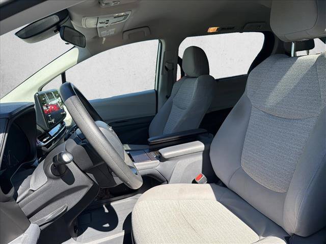 Certified 2022 Toyota Sienna LE FWD image 20