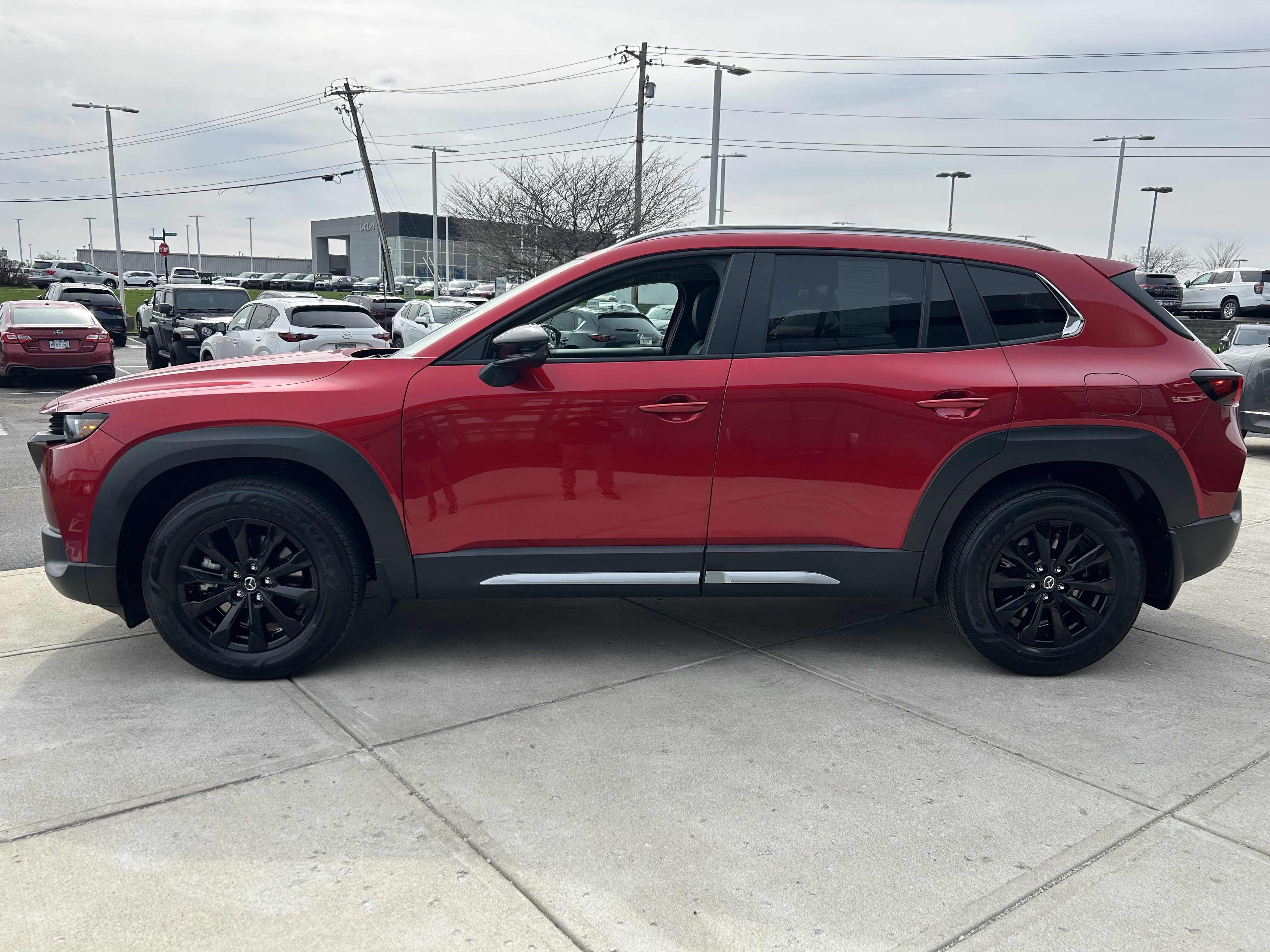 Certified 2025 MAZDA CX-50 AWD 2.5 S w/ Accent Package image 4