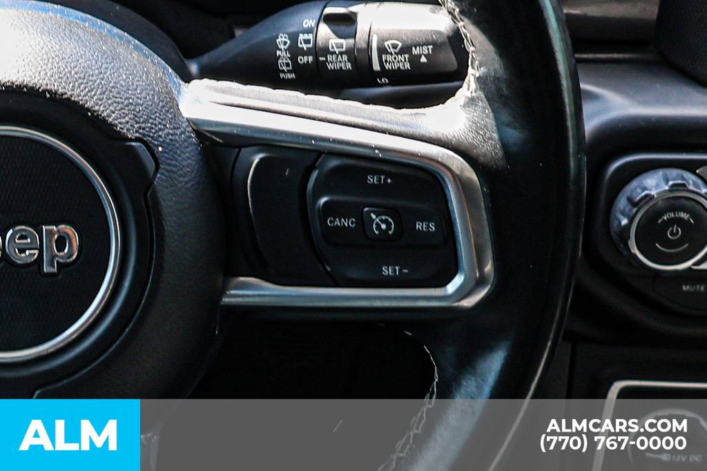 Used 2021 Jeep Wrangler Unlimited Sahara image 36