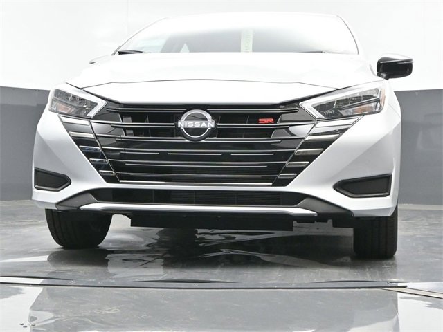 New 2025 Nissan Versa SR w/ Trunk Package image 20