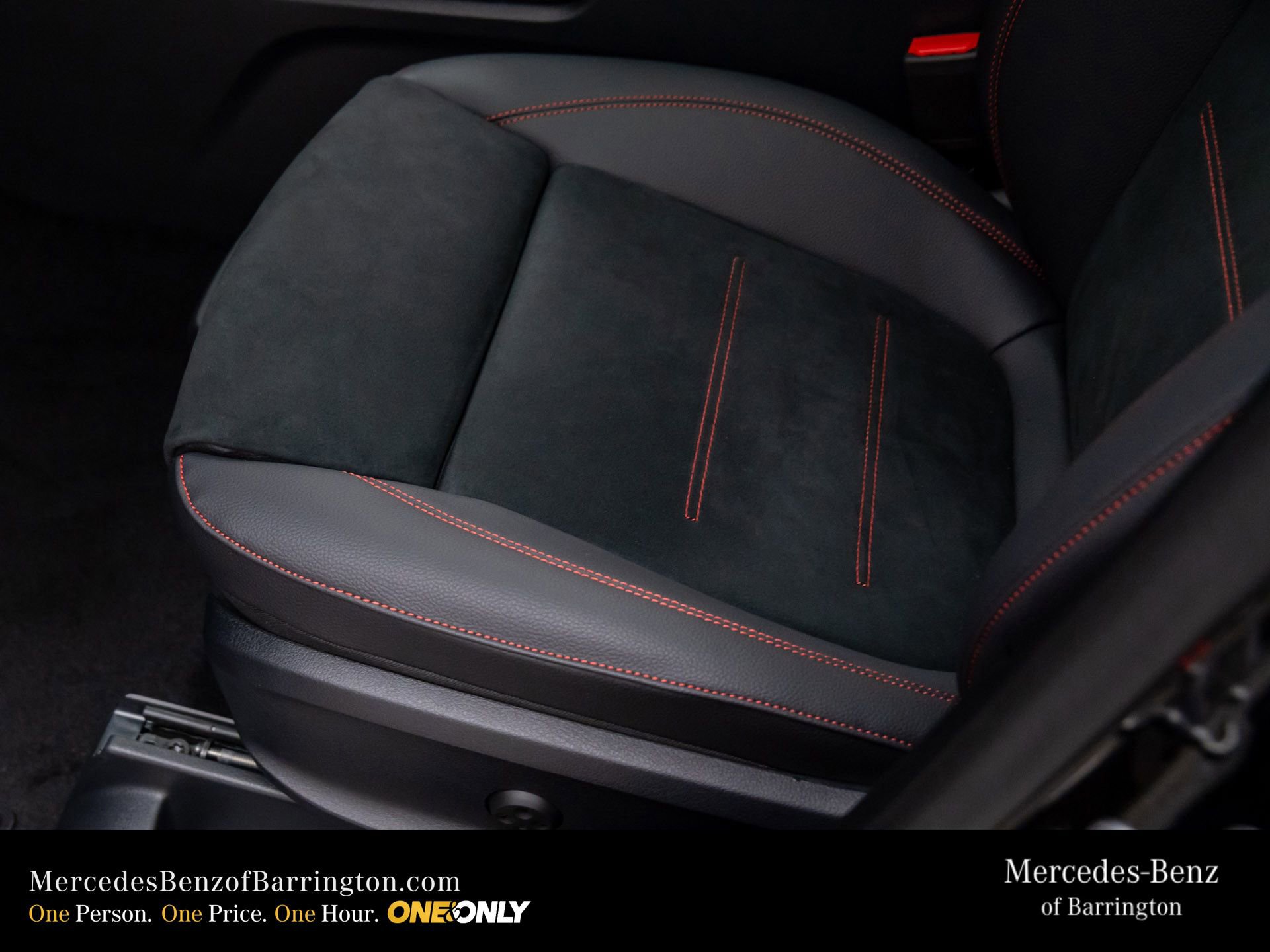 New 2026 Mercedes-Benz GLB 35 AMG 4MATIC image 19