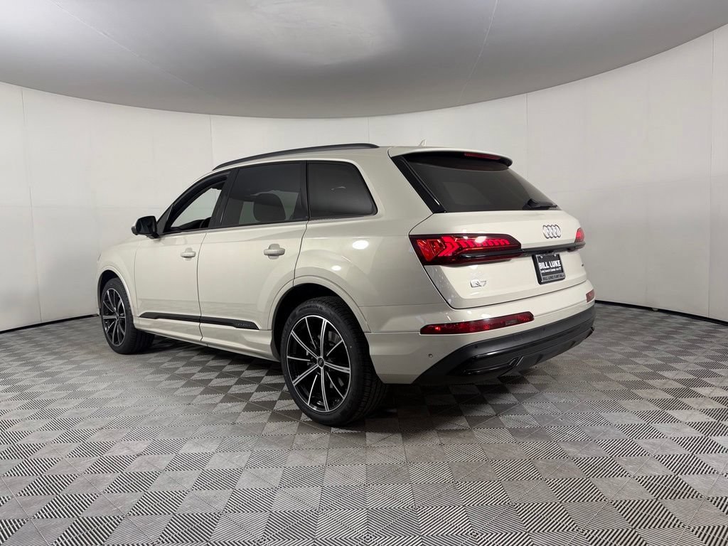 Used 2024 Audi Q7 3.0T Premium Plus AWD/4WD image 10