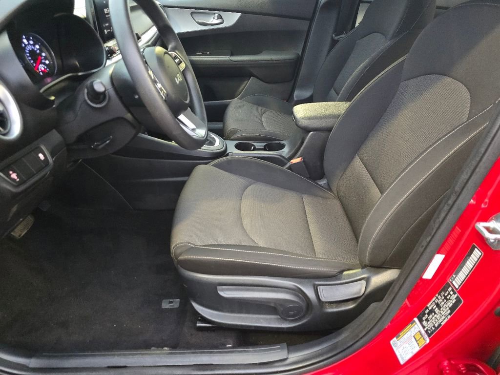 Used 2024 Kia Forte LXS image 12