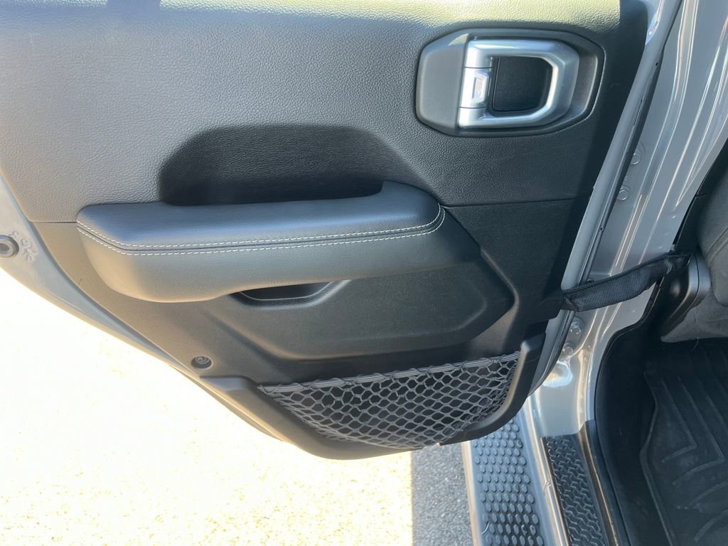 Used 2020 Jeep Wrangler Unlimited Sahara image 66