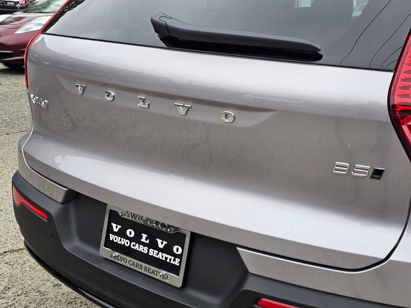 New 2026 Volvo XC40 B5 Plus w/ Protection Package Premier AWD/4WD image 15