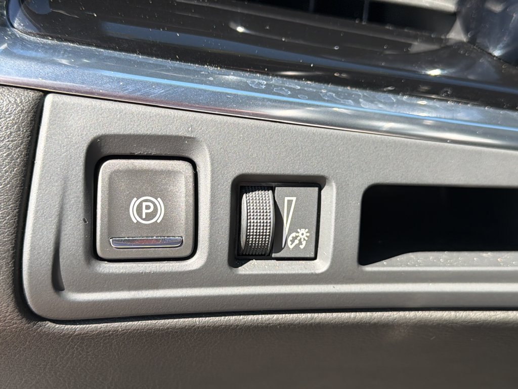 Certified 2021 Cadillac XT6 Sport AWD/4WD image 32