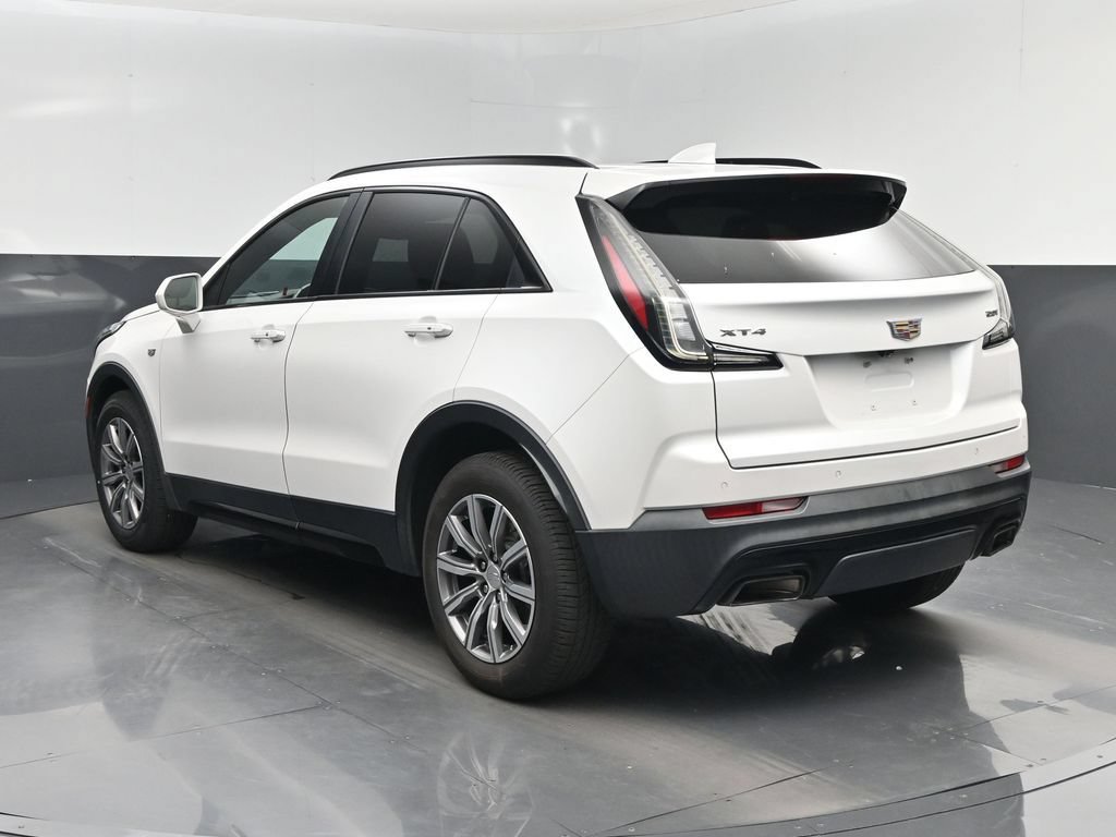 Used 2019 Cadillac XT4 Sport w/ Cold Weather Package FWD image 4
