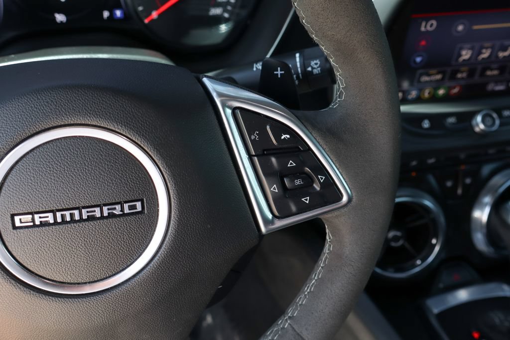 Used 2021 Chevrolet Camaro SS RWD image 28