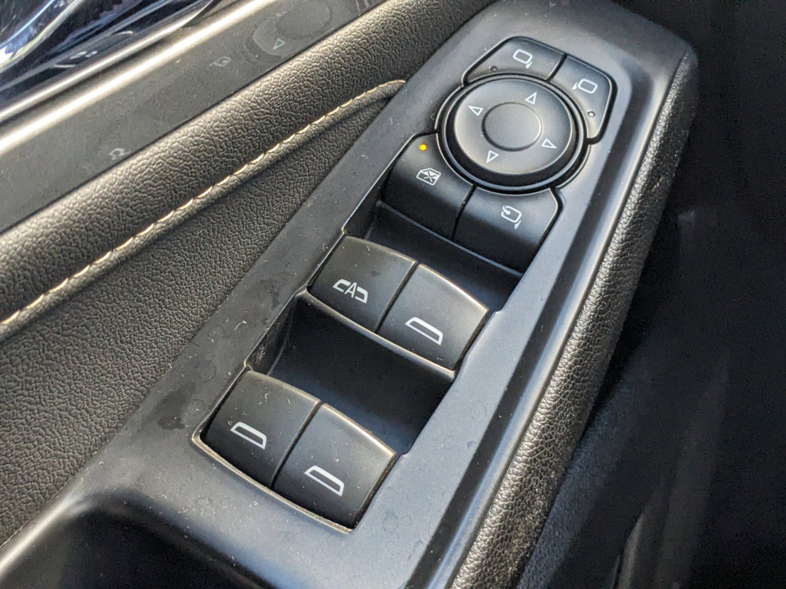 Used 2022 Chevrolet Traverse LT w/ LT Premium Package image 28