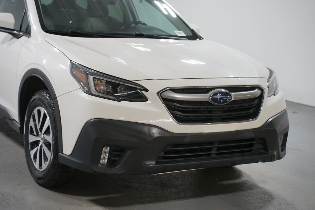 Used 2021 Subaru Outback Premium image 4