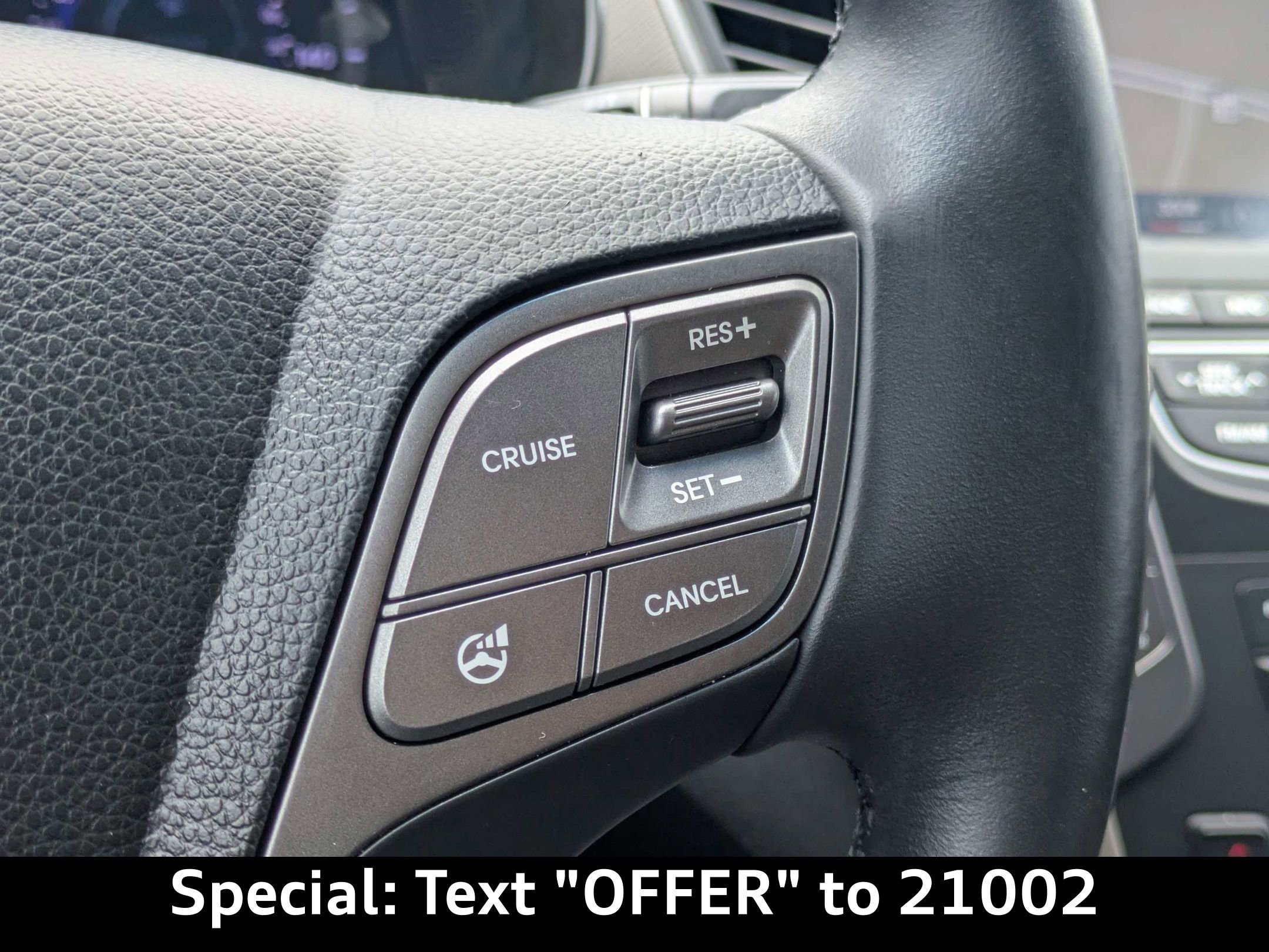 Used 2013 Hyundai Santa Fe Sport w/ Technology Pkg FWD image 27