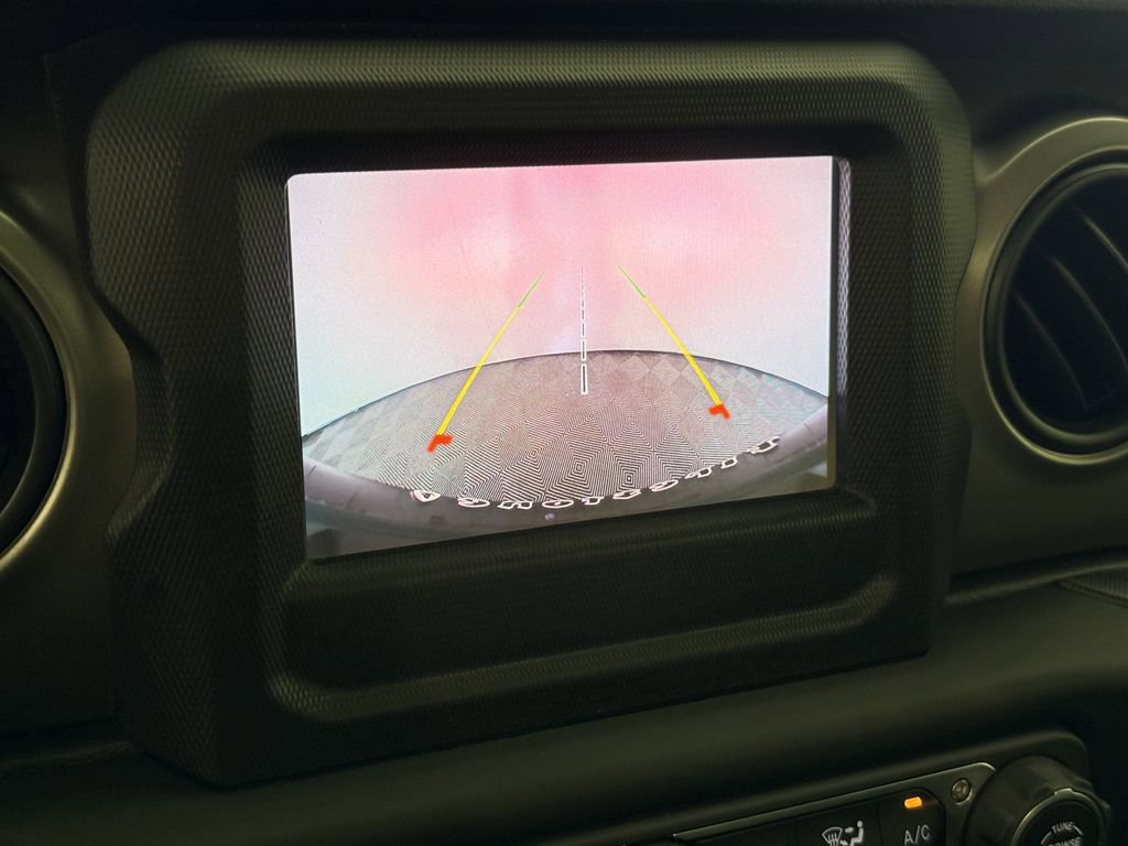 Used 2021 Jeep Wrangler Unlimited Sport image 23