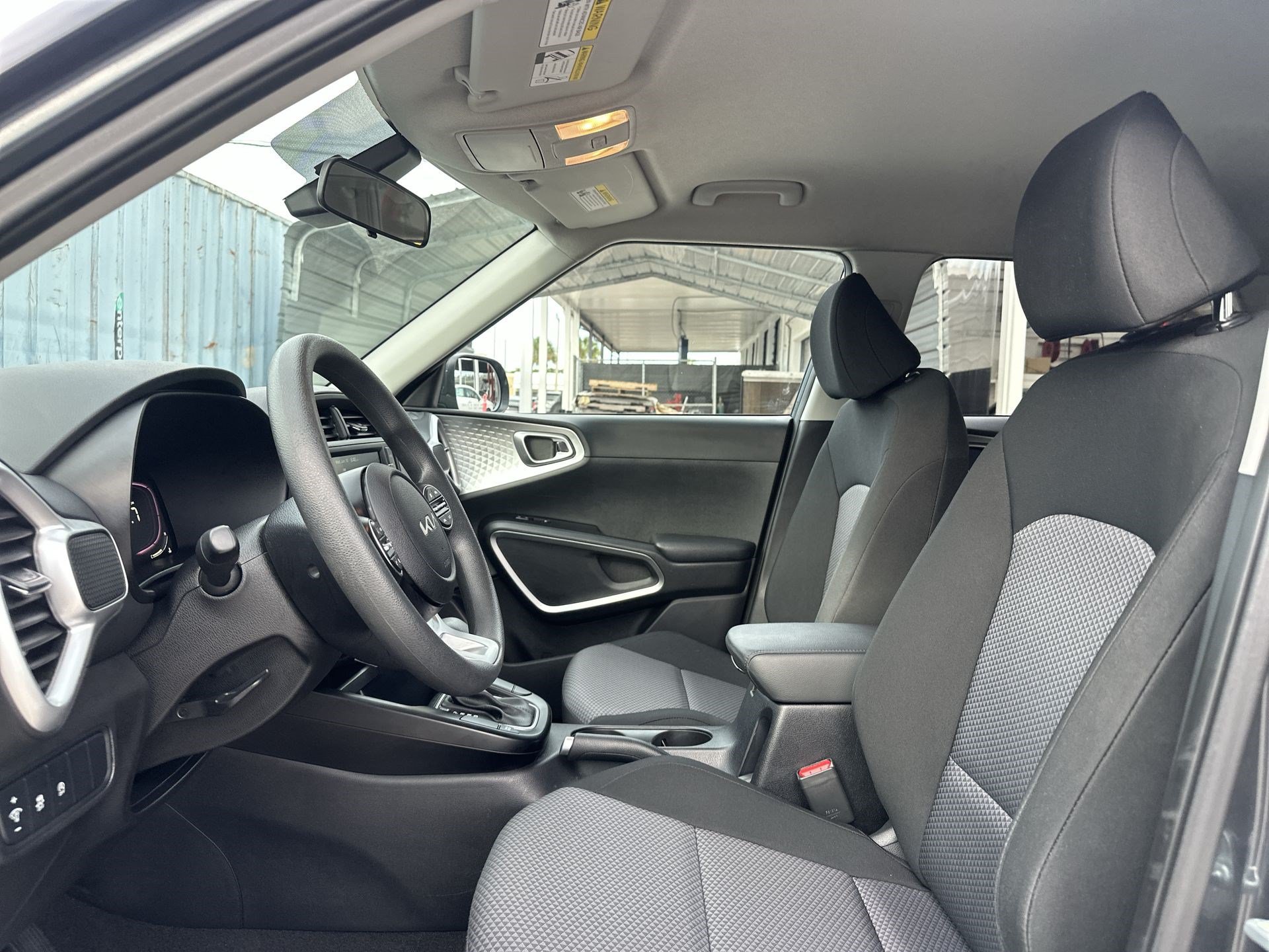 Certified 2023 Kia Soul LX FWD image 13