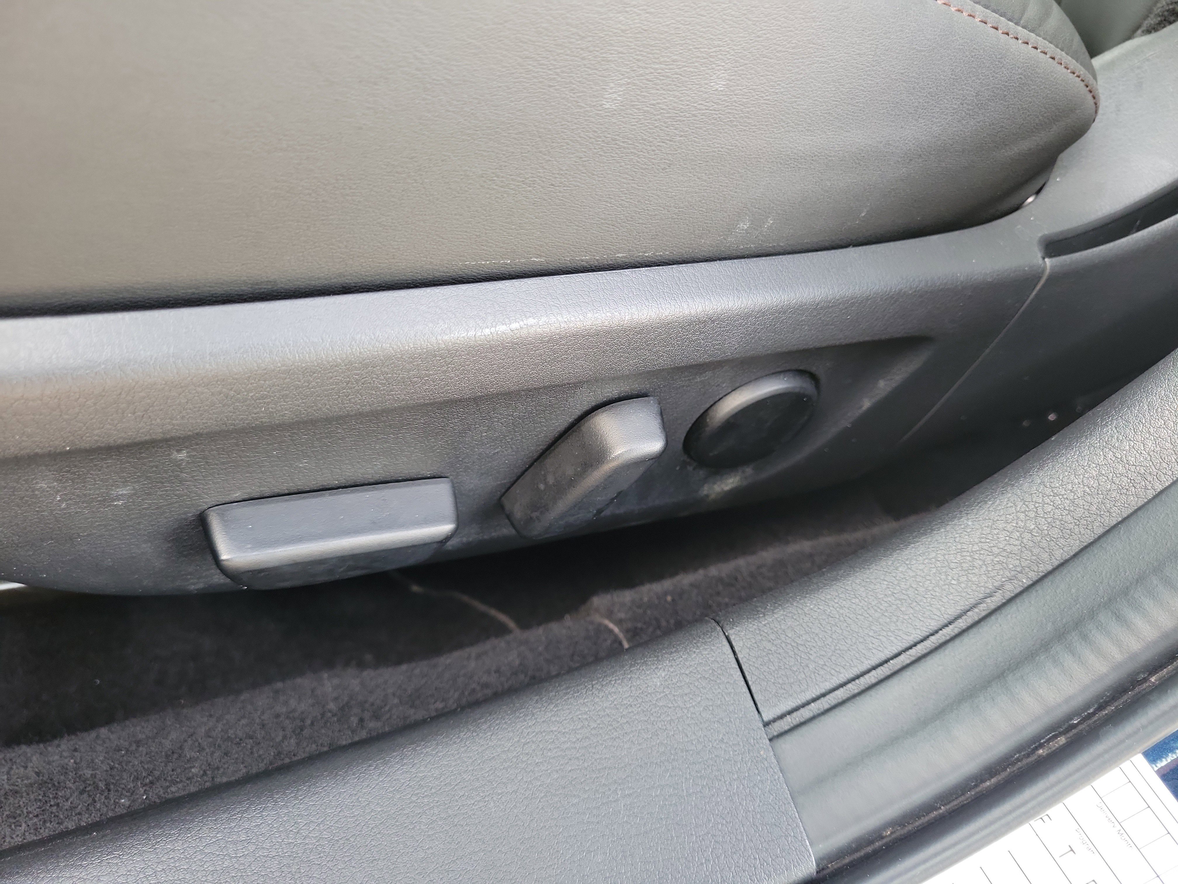 Used 2025 MAZDA MAZDA3 s image 11