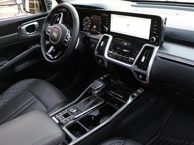 Used 2021 Kia Sorento SX image 11