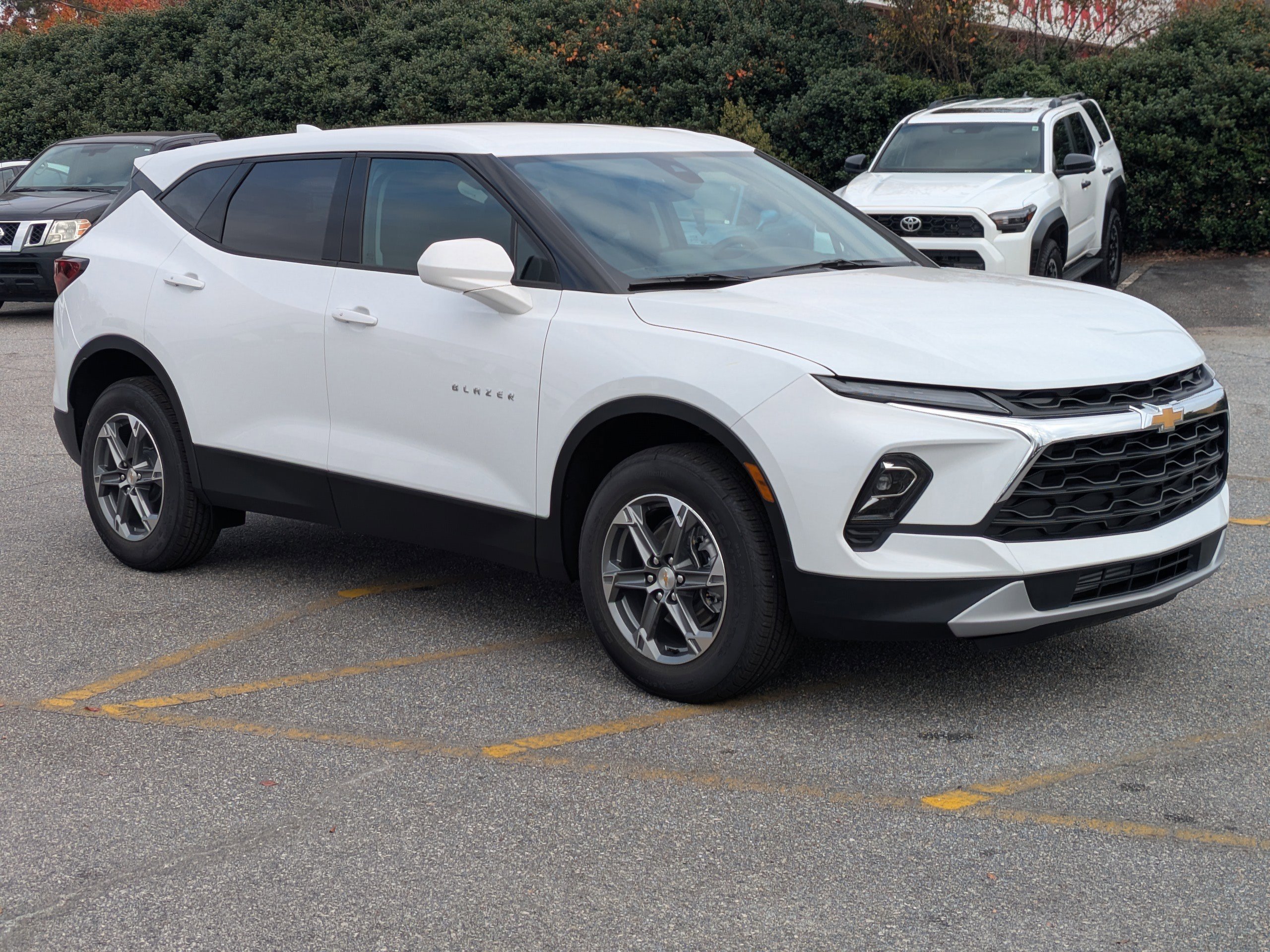 New 2026 Chevrolet Blazer LT FWD image 2