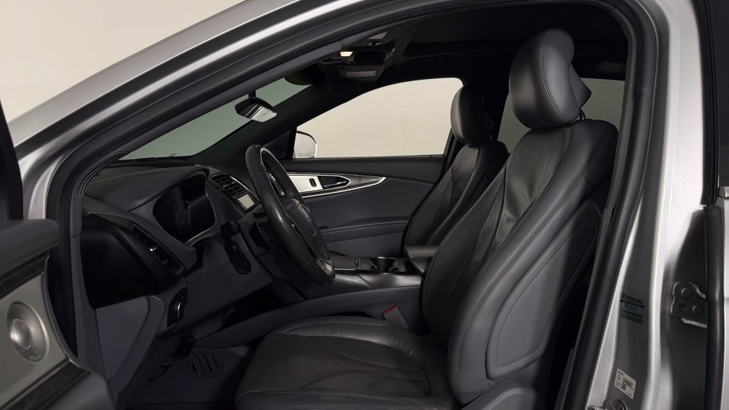 Used 2019 Lincoln Nautilus Reserve w/ Ultimate Package AWD/4WD image 17