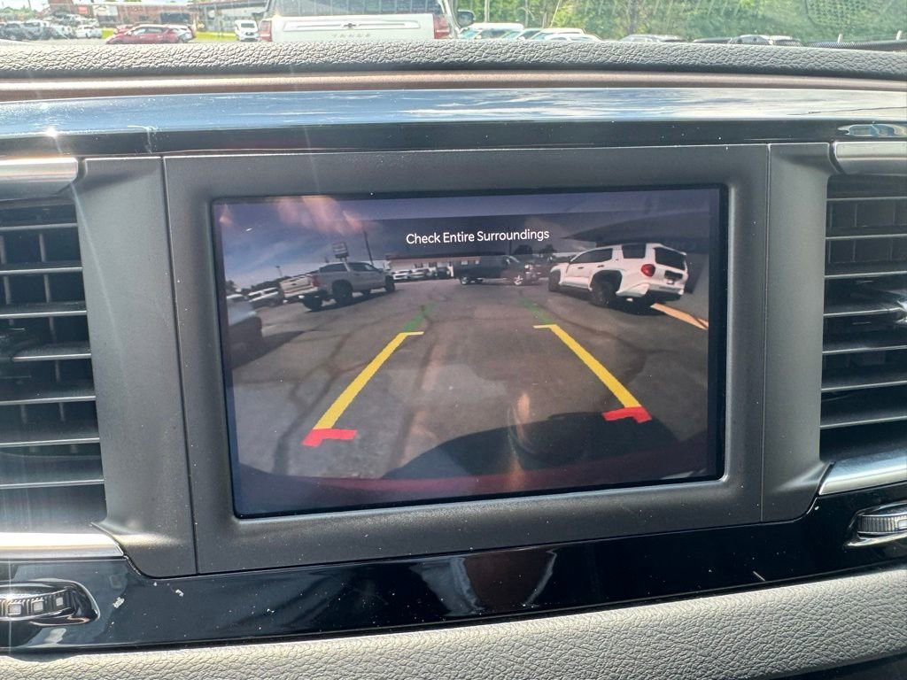 Used 2023 Chrysler Voyager LX FWD image 22