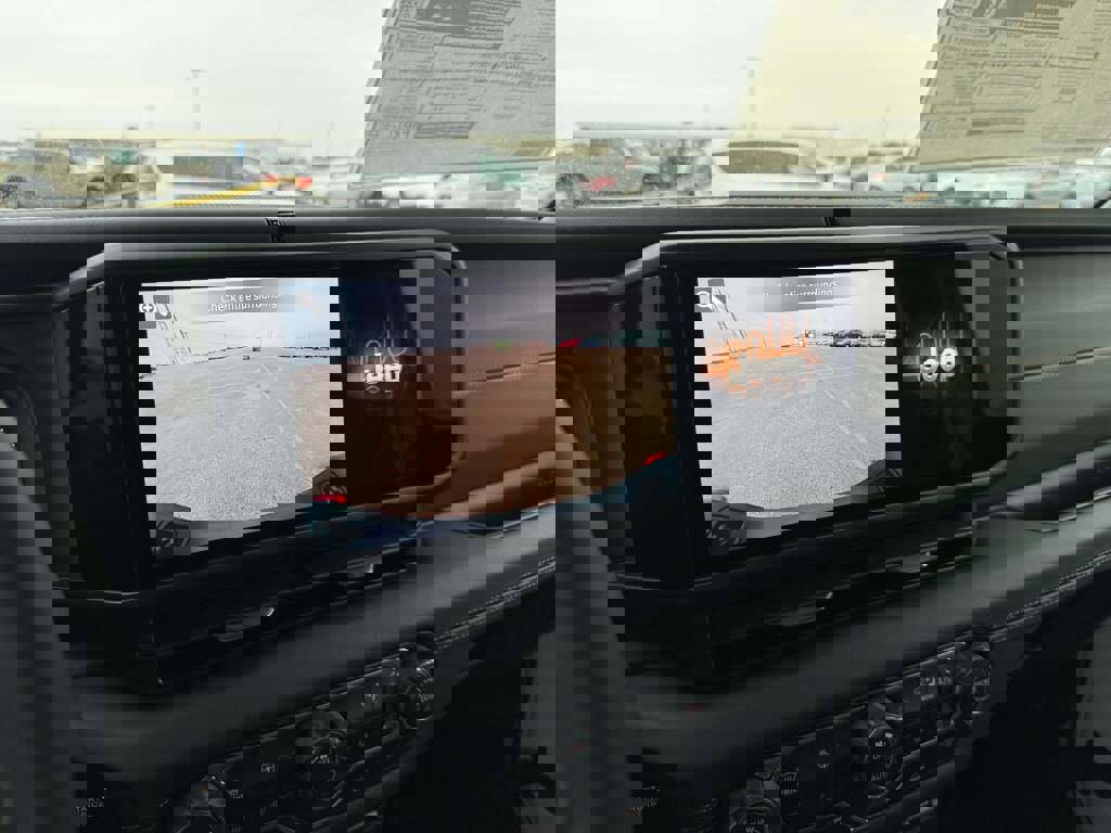 New 2026 Jeep Gladiator Mojave image 32