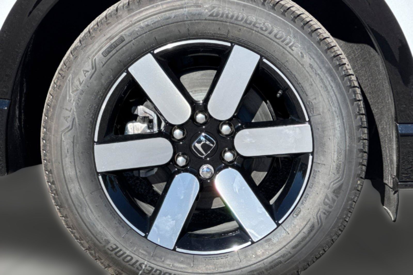 New 2026 Honda Prologue Touring image 12