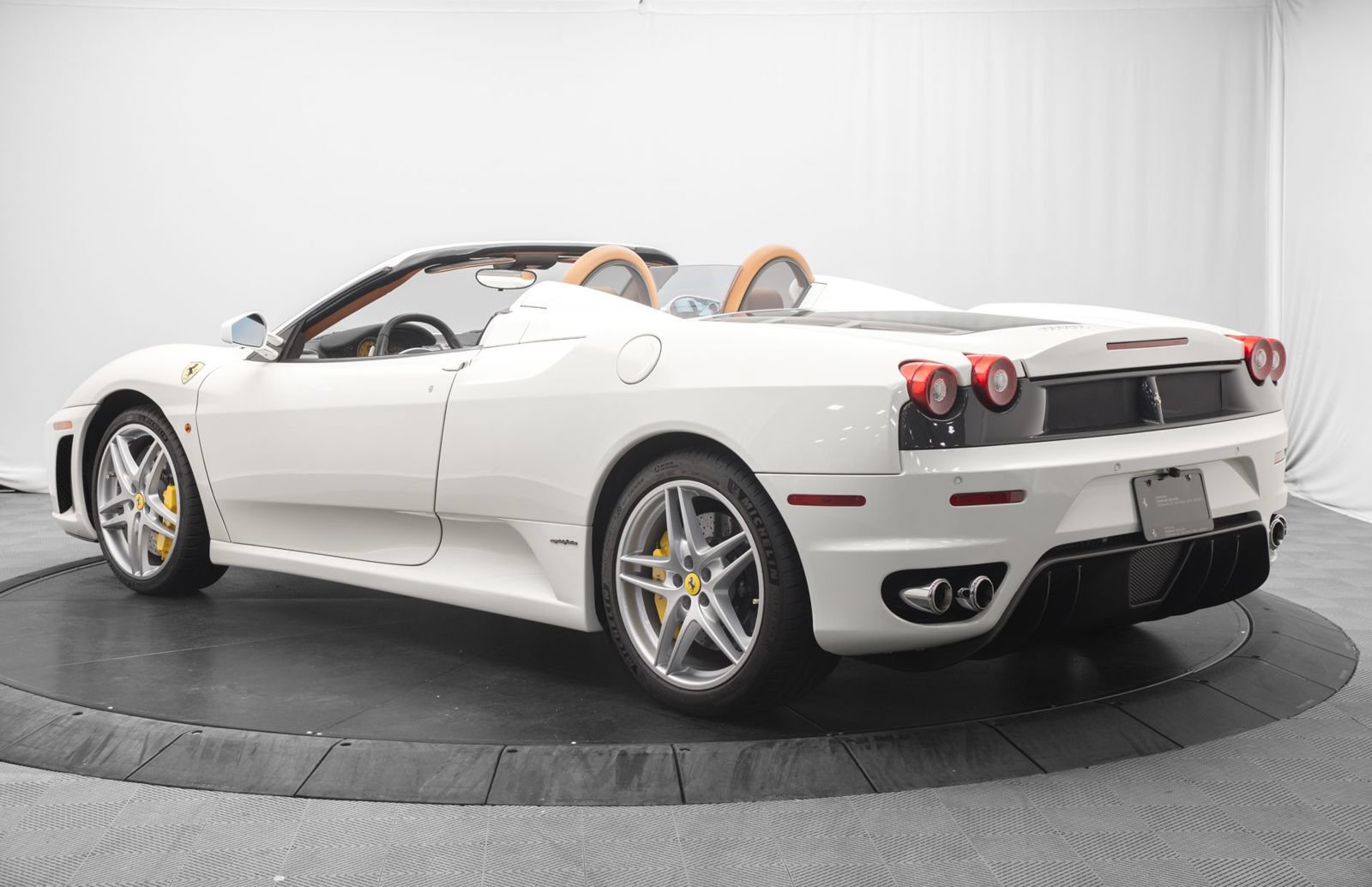 Used 2009 Ferrari F430 Spider RWD image 5