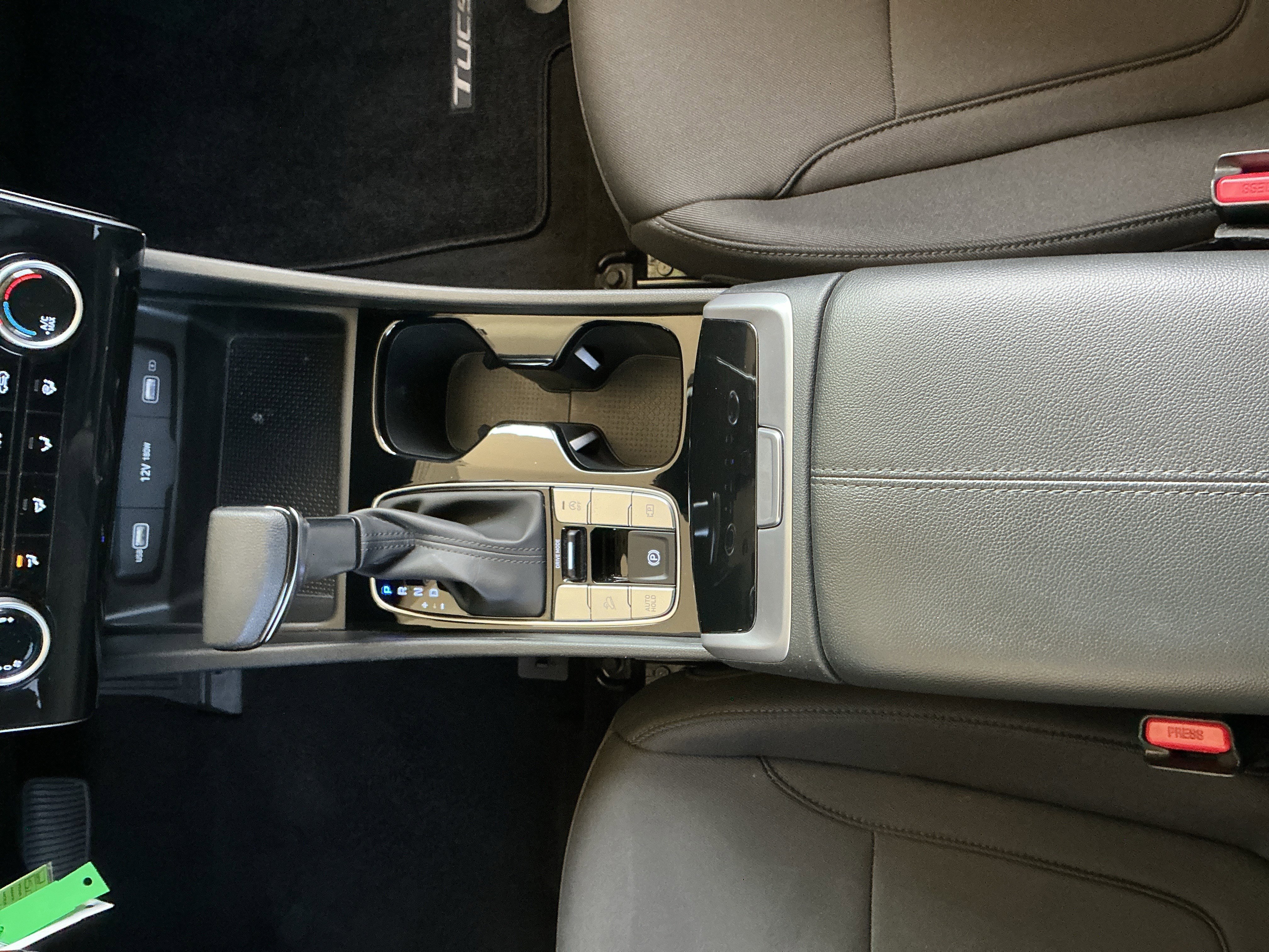 Used 2024 Hyundai Tucson SE image 11