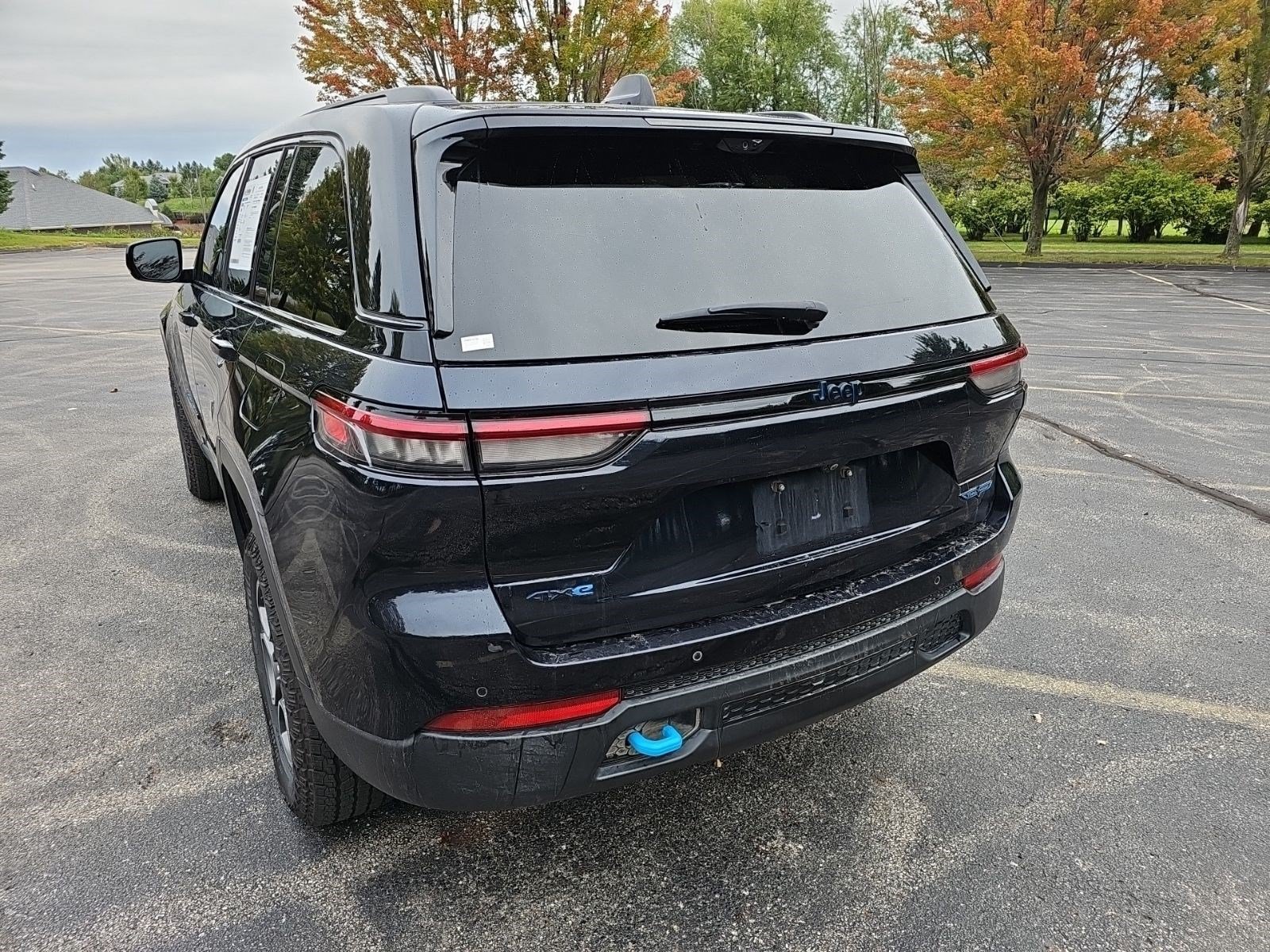 Used 2023 Jeep Grand Cherokee Trailhawk w/ Advanced Protech Group II AWD/4WD image 3